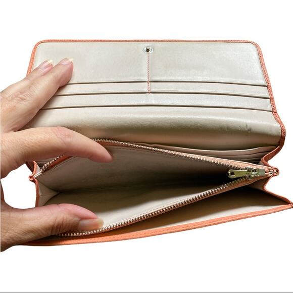 Loewe Anagram Long Bifold Leather Wallet - Picture 8 of 8